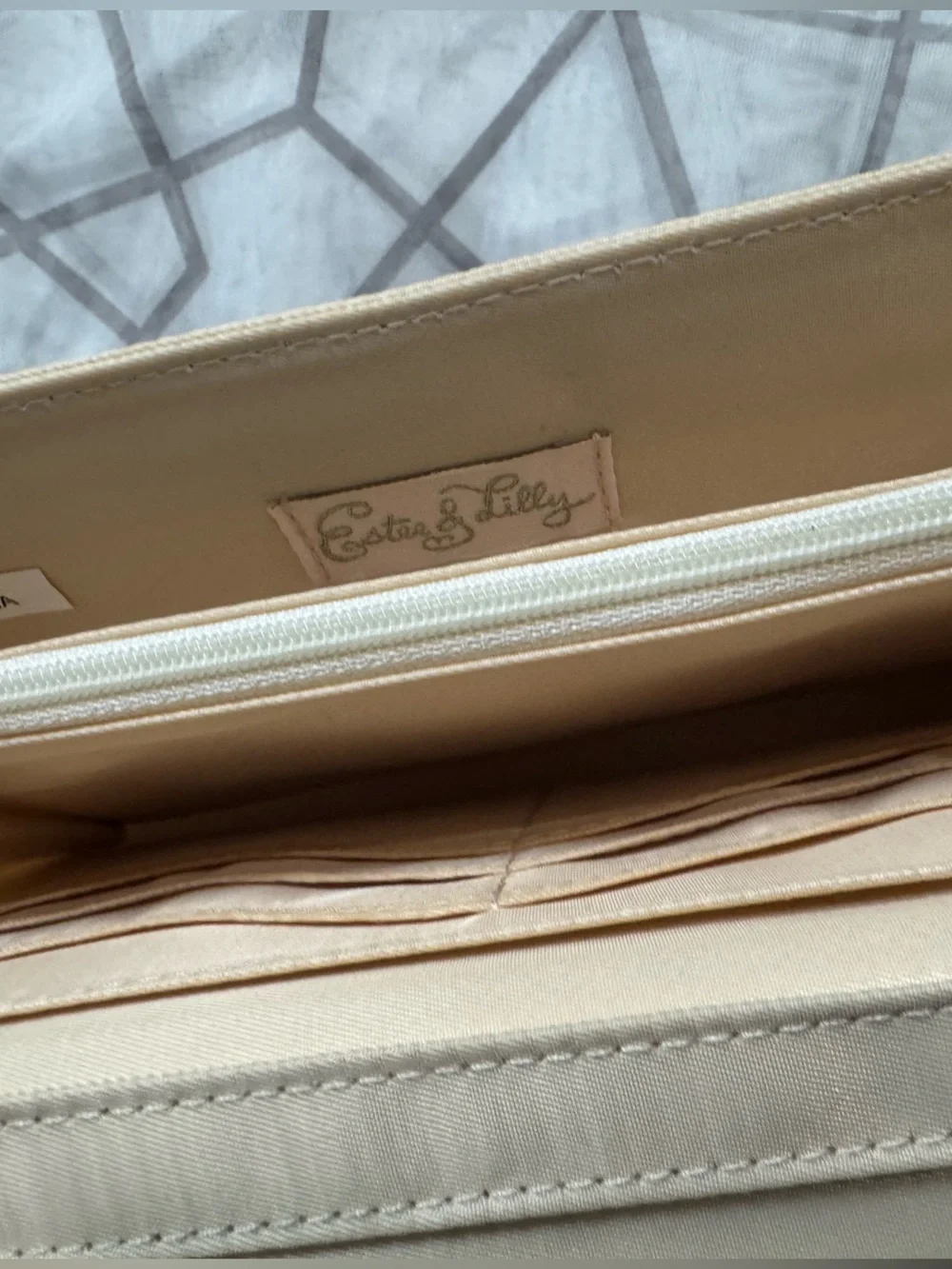 Elegant Ester & Lilly Evening or Formal Occasions bag/wallet - EUC - no chain.